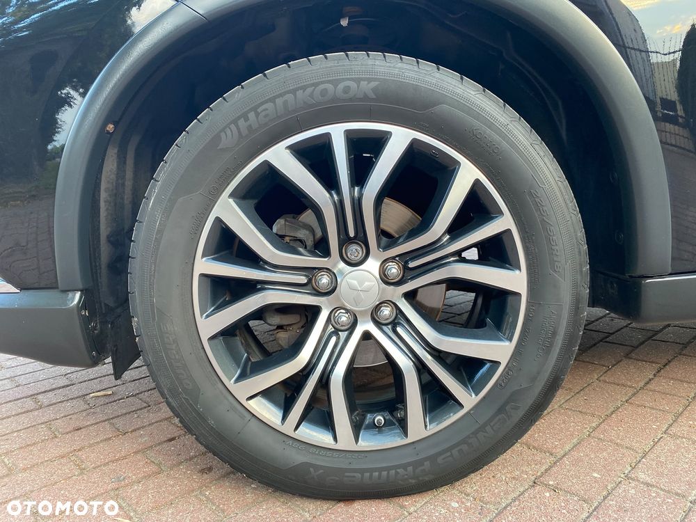 Mitsubishi Outlander 2.0 Intense + - 13