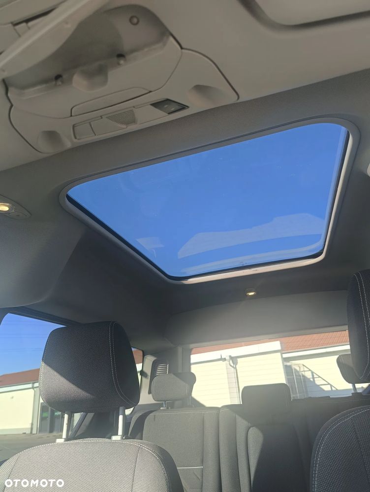 Ford Tourneo Connect 1.0 EcoBoost Titanium - 13