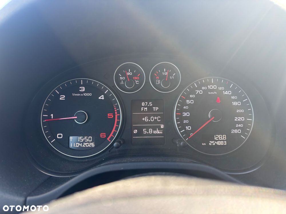 Audi A3 Sportback 2.0 TDI DPF Ambition - 10