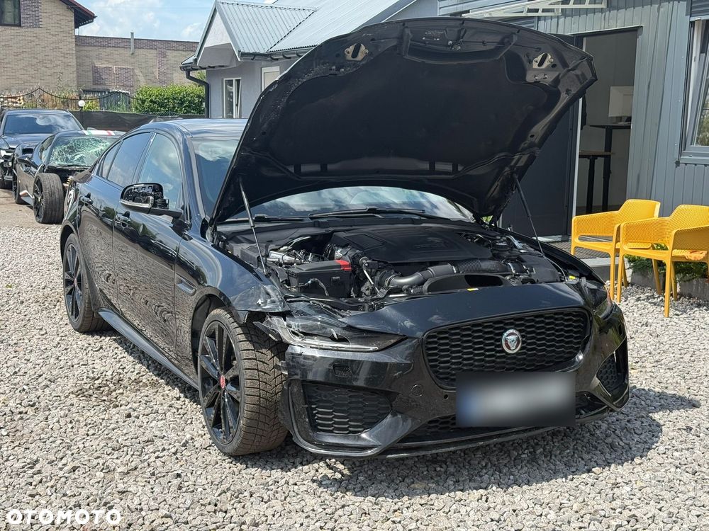 Jaguar XE 2.0 D200 mHEV R-Dynamic S - 10