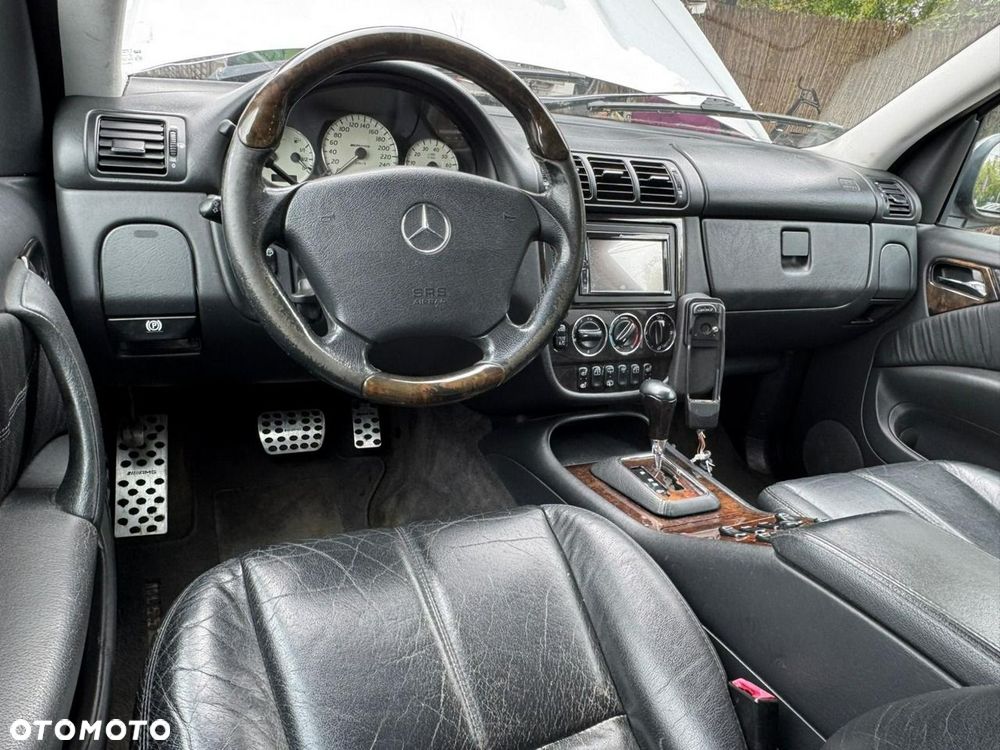 Mercedes-Benz ML - 17