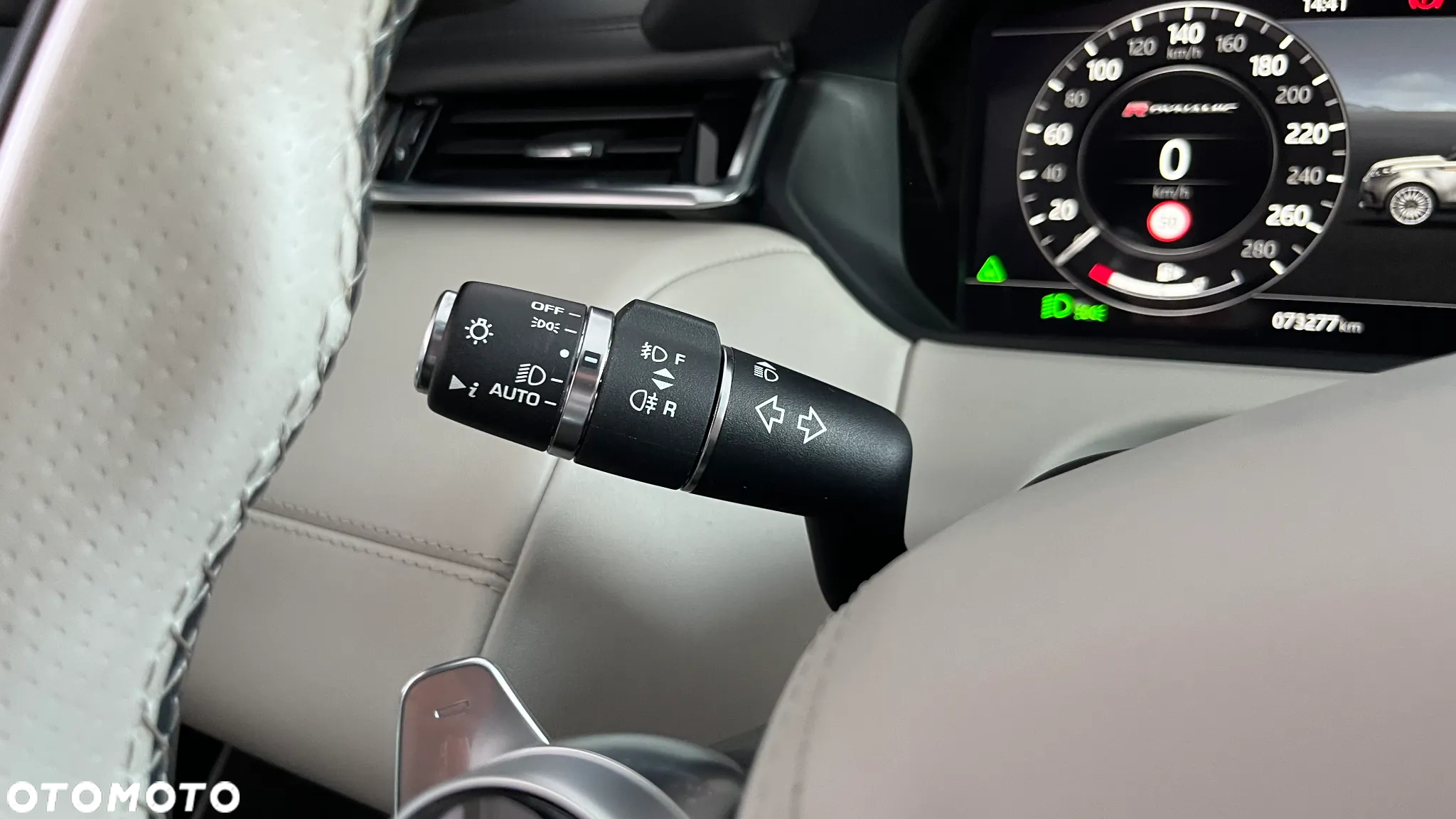 Land Rover Range Rover Velar 3.0 SD6 R-Dynamic HSE - 12