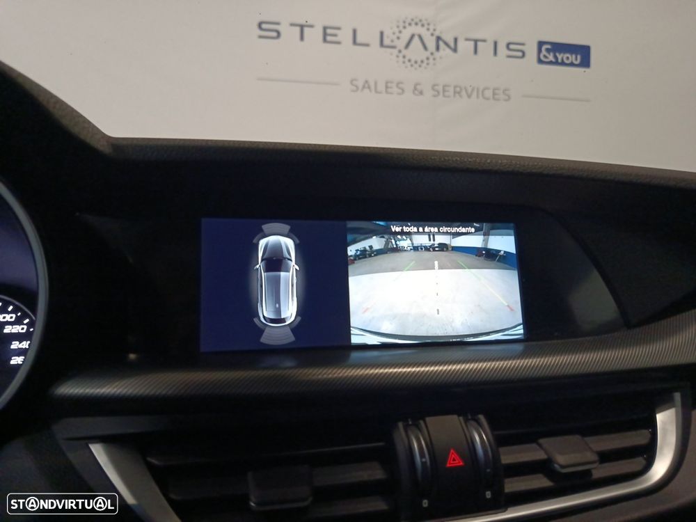 Alfa Romeo Stelvio 2.2 D Sprint AT8 - 24