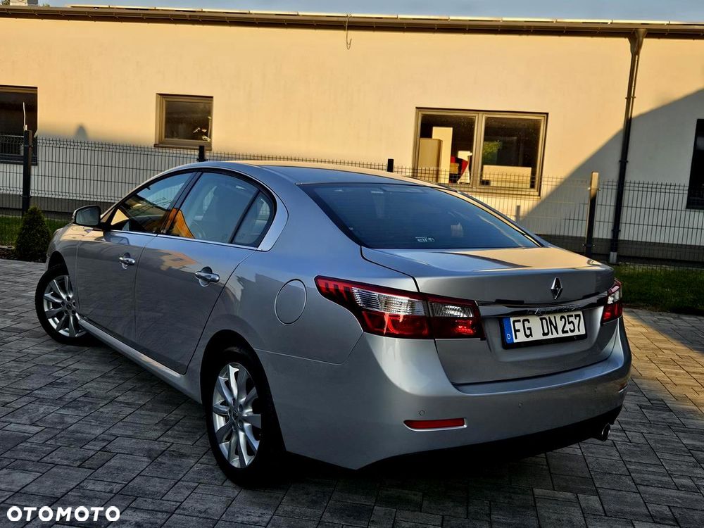 Renault Latitude 2.0 Expression Etanol - 9