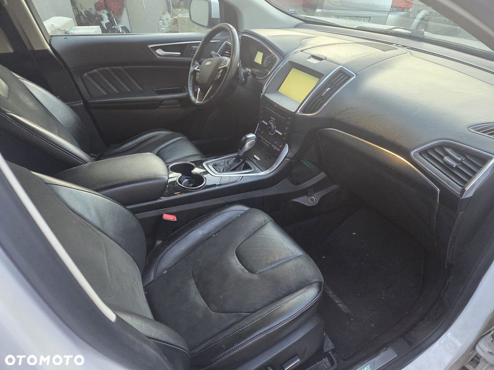 Ford Edge - 17