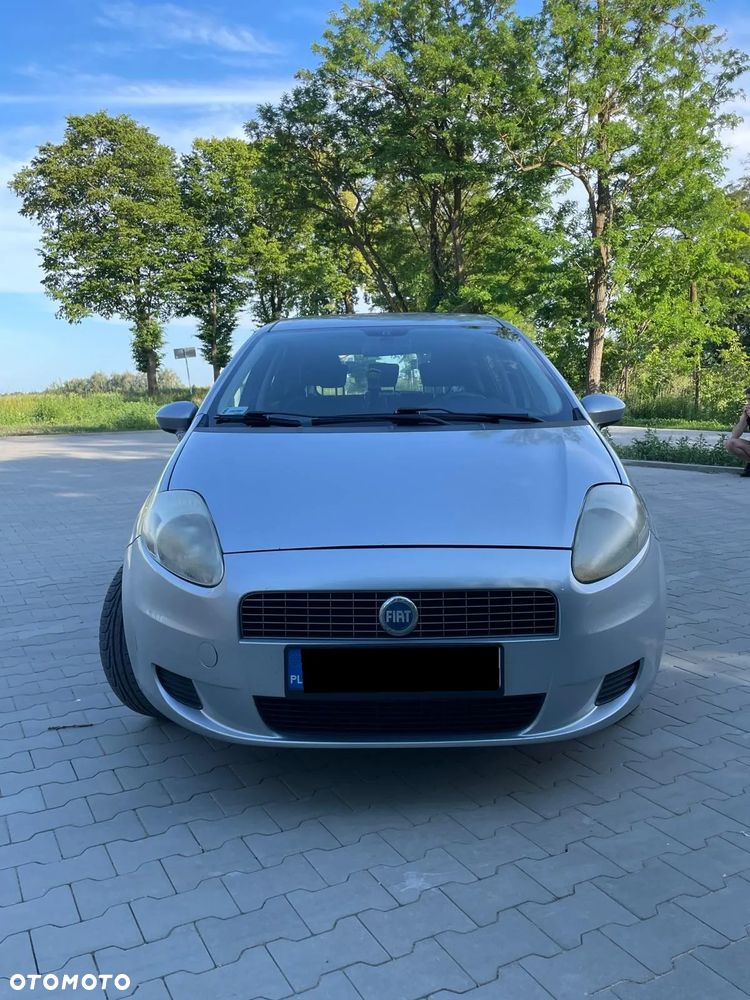 Fiat Grande Punto 1.4 8V Dynamic - 2