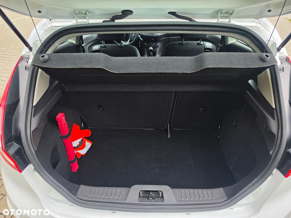 Ford Fiesta 1.25 SYNC Edition - 16