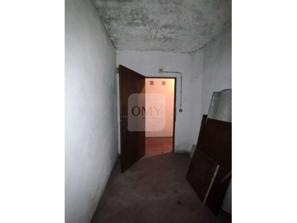 Arrecadação no Edifício Mantas em Vila Real - Grande imagem: 3/6