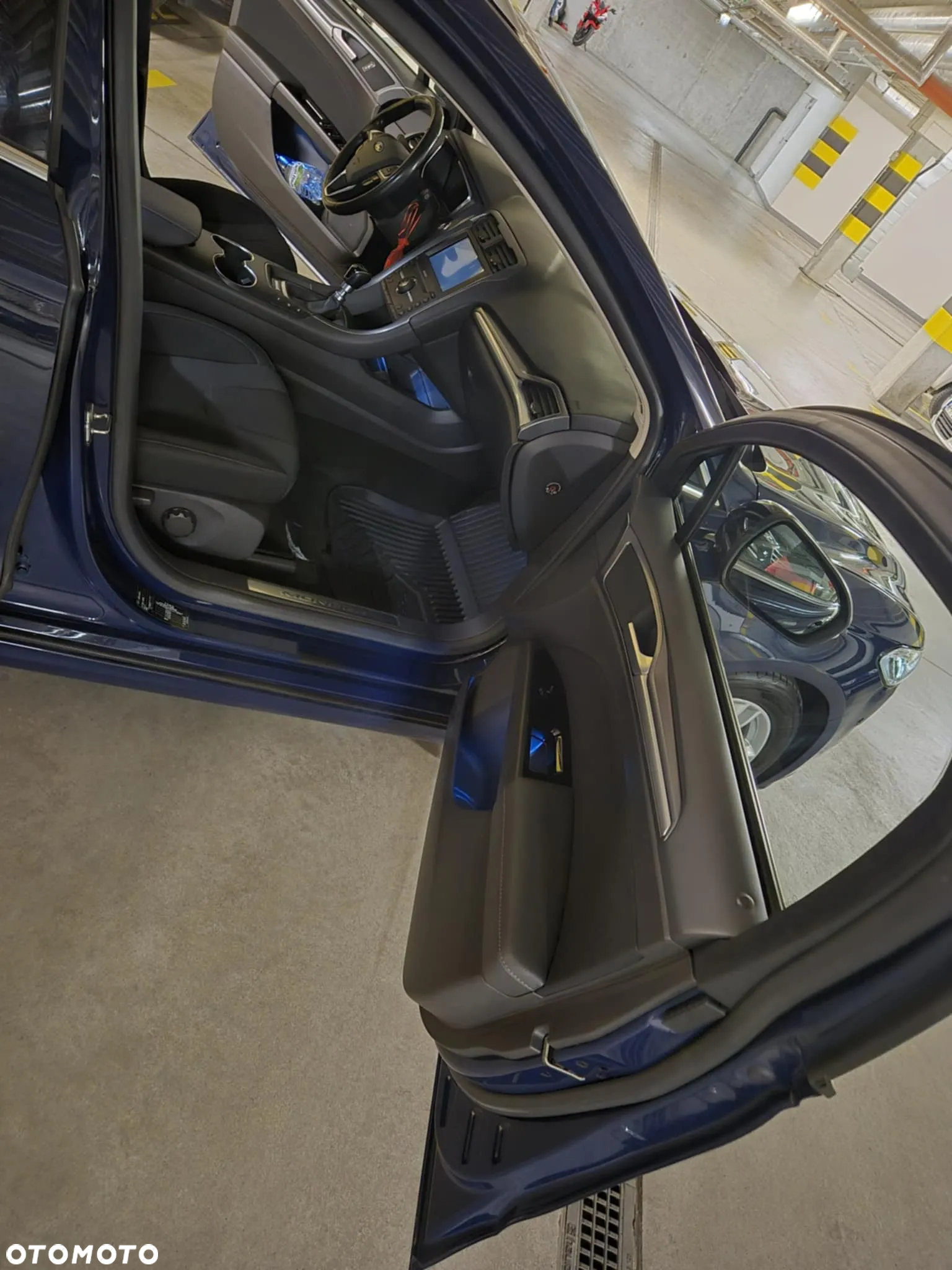 Ford Mondeo 2.0 TDCi Titanium - 19