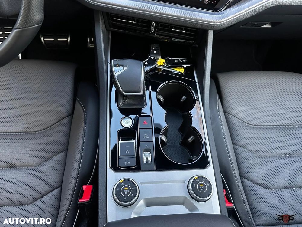 Volkswagen Touareg 3.0 V6 TDI 4Motion DPF Automatik R-Line - 28