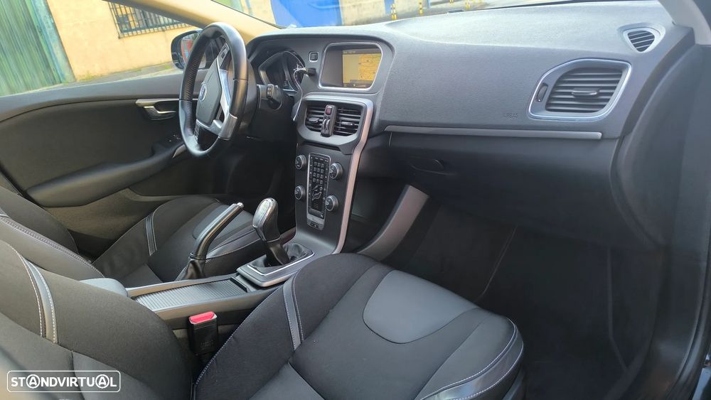 Volvo V40 1.6 D2 Eco Momentum - 14