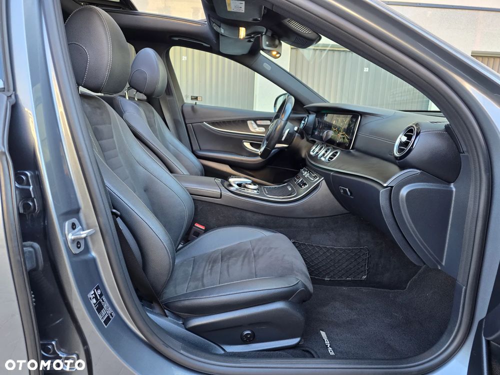 Mercedes-Benz Klasa E 220 d 4-Matic AMG - 24