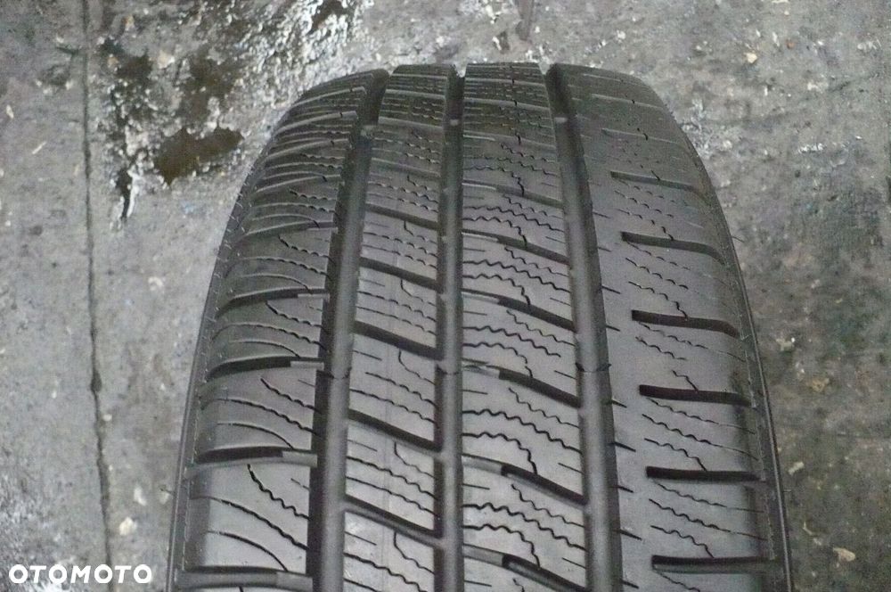 GOODYEAR Cargo Vector 2 215/65R15C 7,4mm 2022 - 1