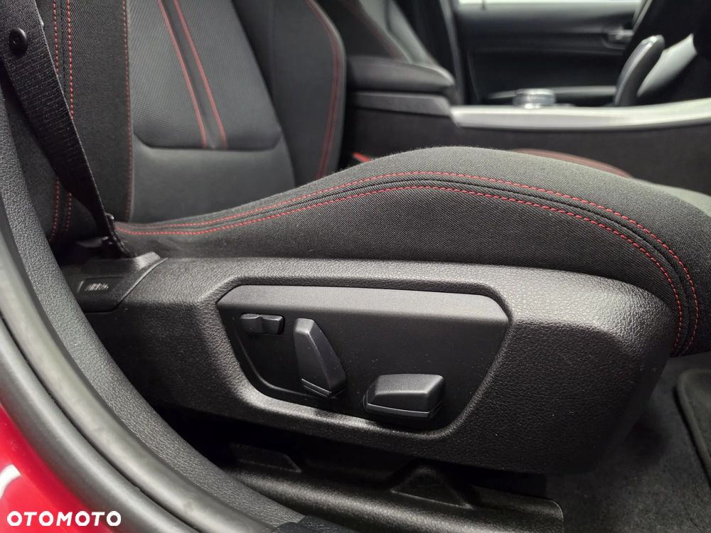 BMW Seria 1 116d Sport Line - 32