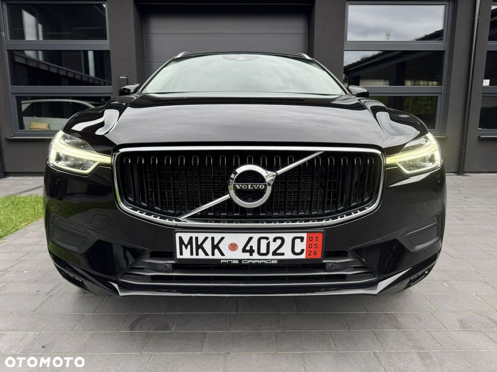 Volvo XC 60 B4 D AWD Geartronic Momentum Pro - 3