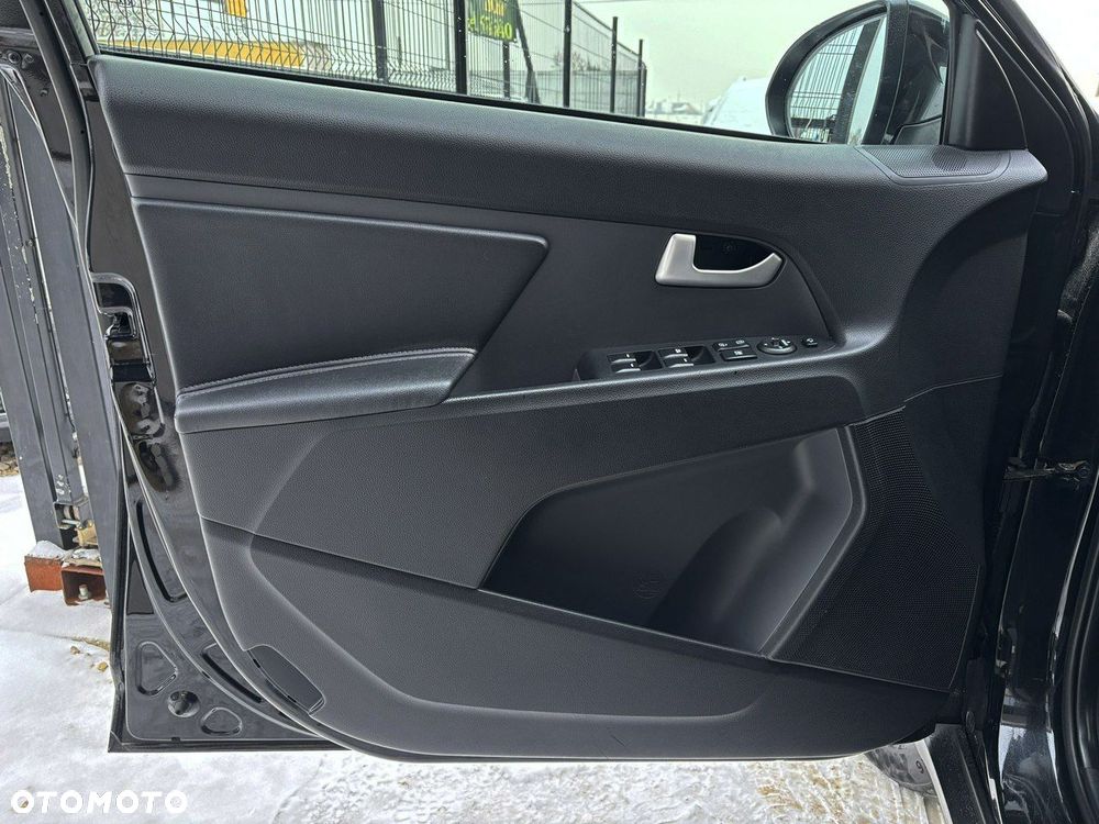 Kia Sportage 2.0 CRDI 4WD Vision - 11