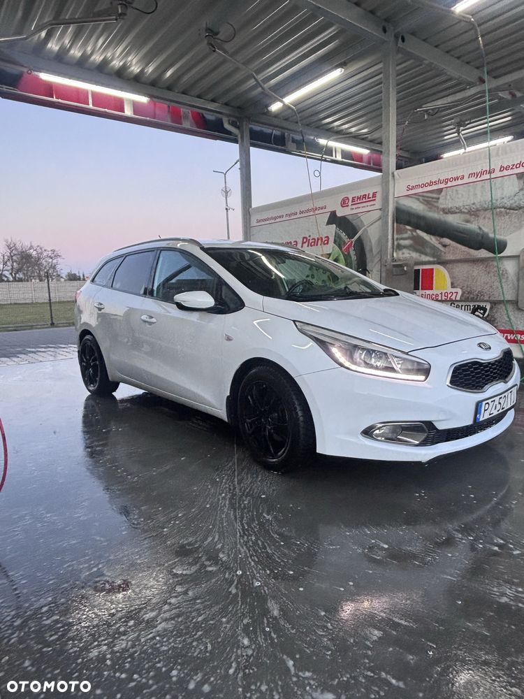 Kia Ceed - 5
