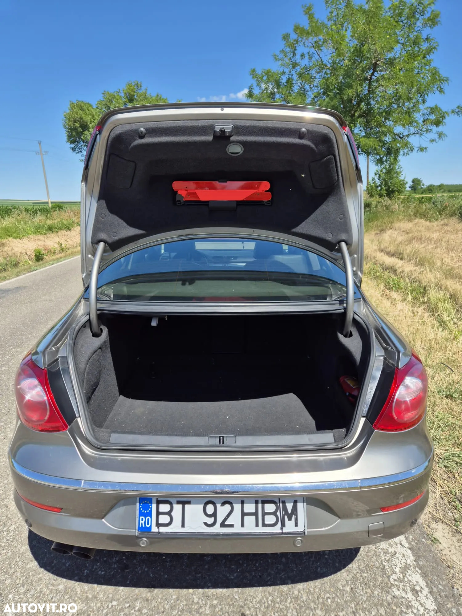Volkswagen Passat CC 2.0 TDI - 9