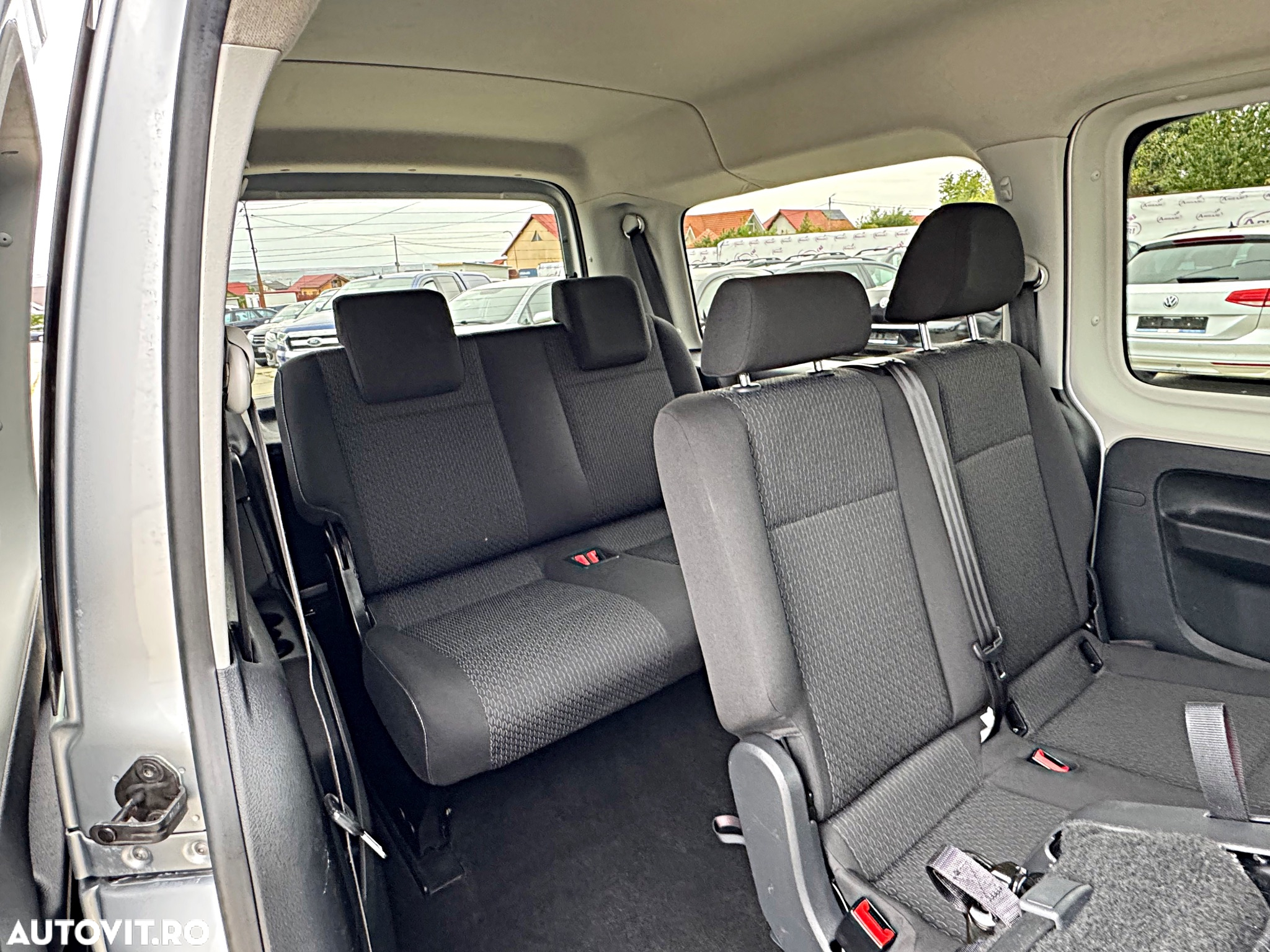 Volkswagen Caddy 2.0 TDI (7-Si.) Maxi Comfortline - 22