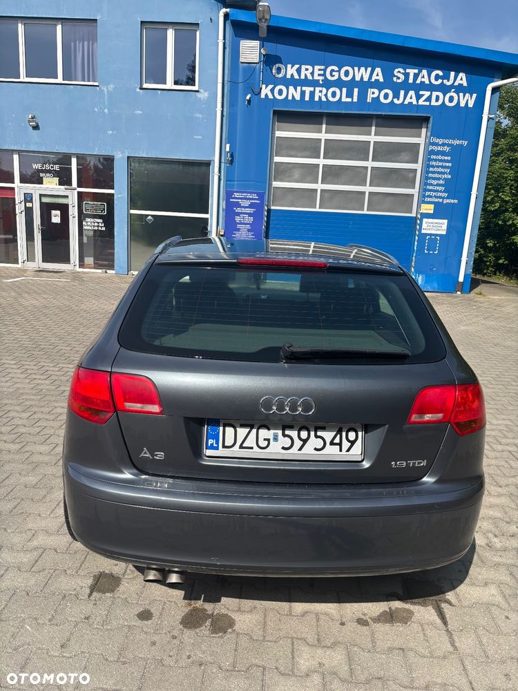 Audi A3 Sportback - 3