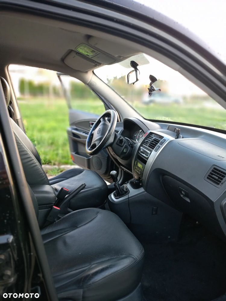 Hyundai Tucson - 2