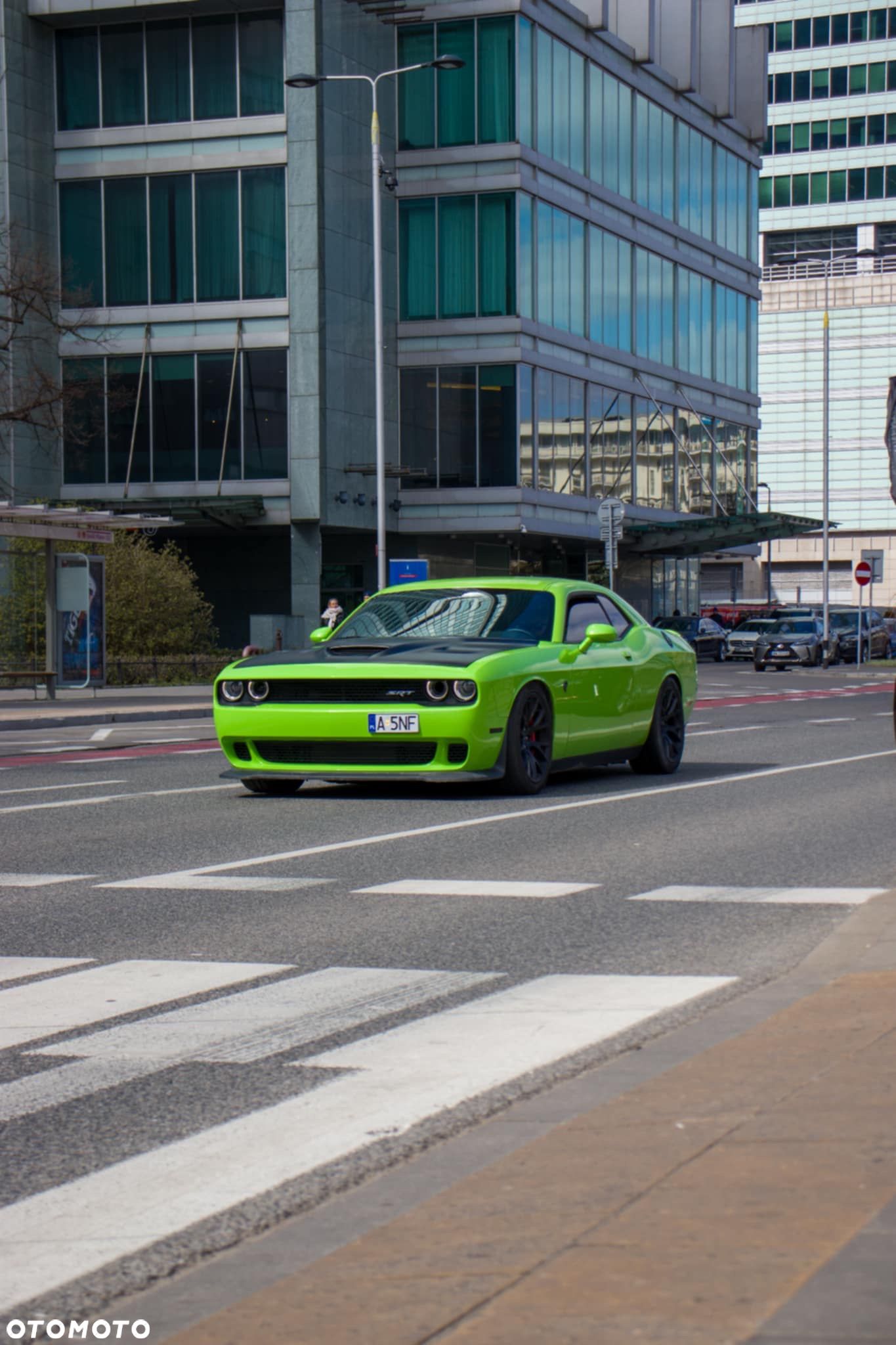 Dodge Challenger - 1