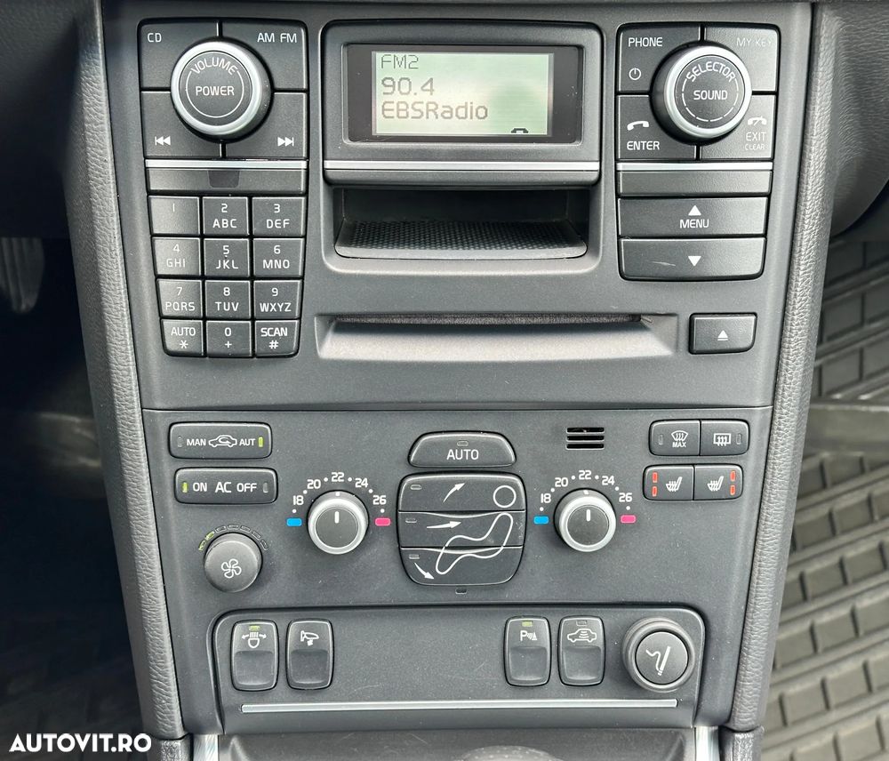 Volvo XC 90 D5 AWD Geartonic RDesign - 35