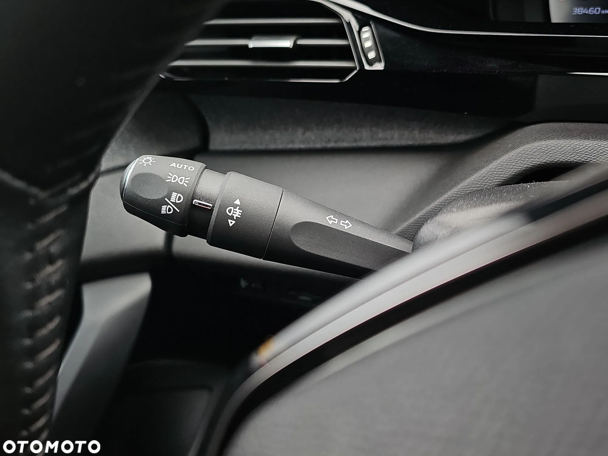 Peugeot 308 1.2 PureTech Allure S&S EAT8 - 23