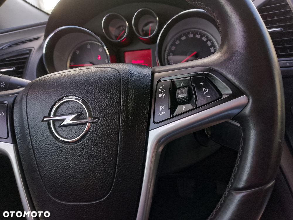 Opel Insignia 2.0 CDTI Sports Tourer - 26