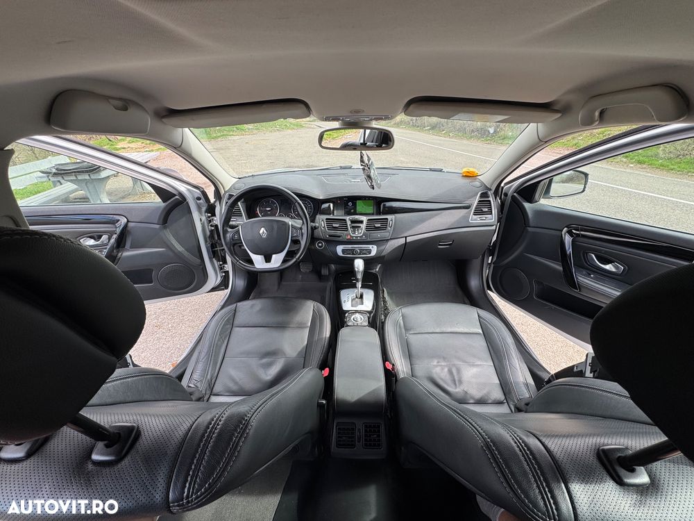Renault Laguna - 8