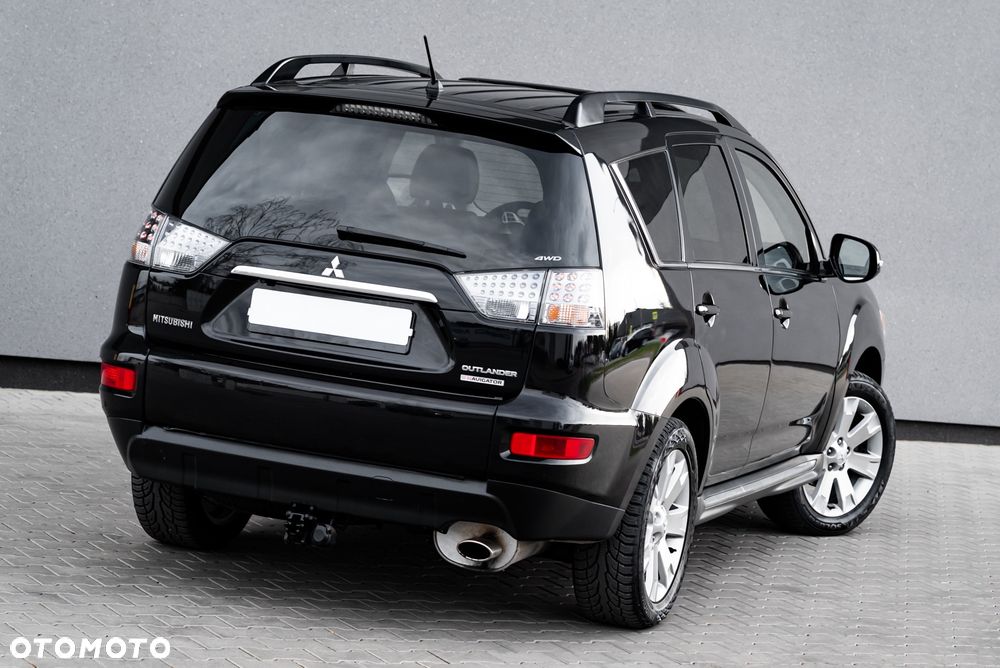 Mitsubishi Outlander 2.4 4WD CVT Intense - 8