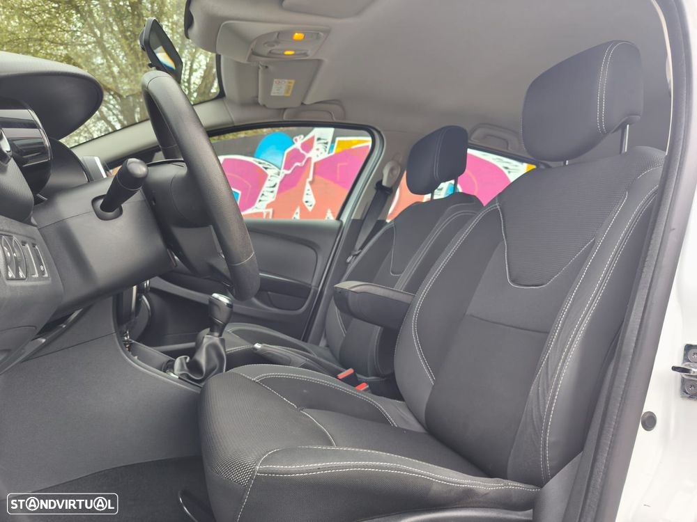 Renault Clio 0.9 TCe Limited Bi-Fuel - 2