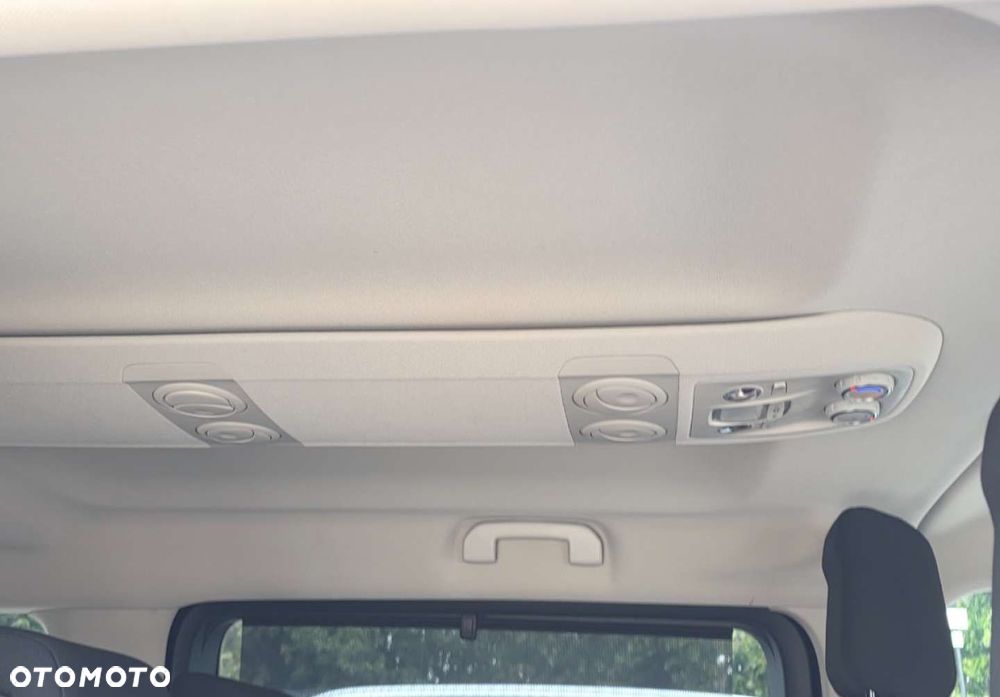 Toyota Proace Verso - 30