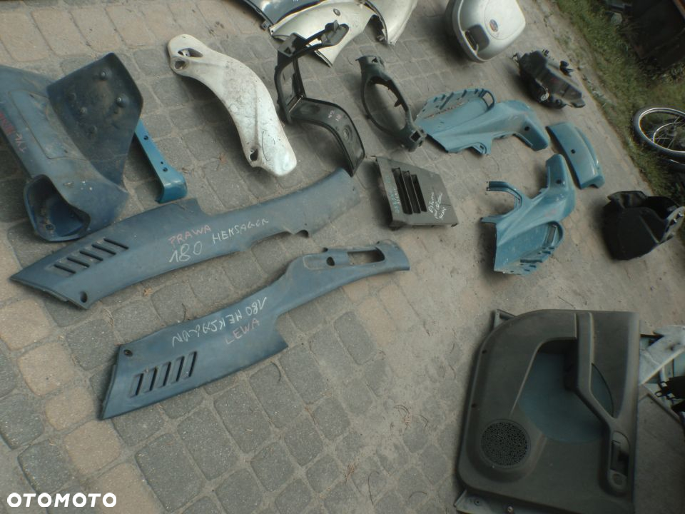 rama plastik nakładka nakladka zaślepka czasza  PIAGGIO HEXAGON GTX/LX/LXT/LX4 125 / HEXAGON GT/GTX 250 (E) Piaggio dużo części - 3