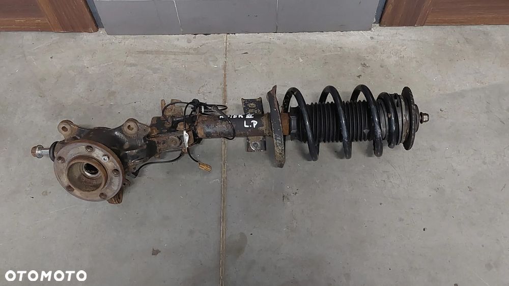 MCPERSON ZWROTNICA LEWY PRZÓD RENAULT MASTER III 3 2,3 - 1