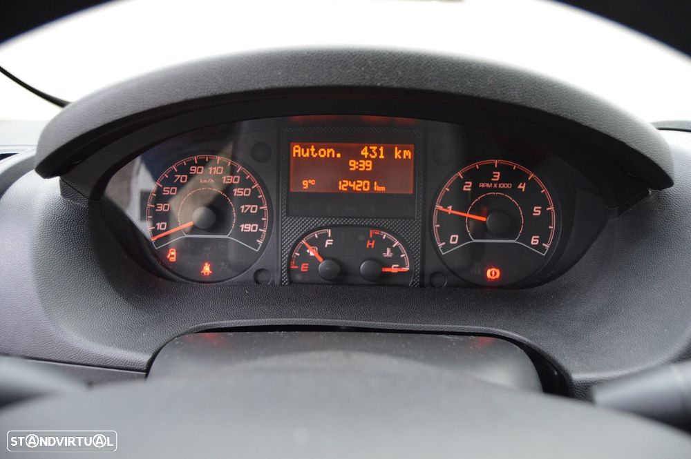 Peugeot Boxer 2.2 BlueHDi 333 L2 CD - 13