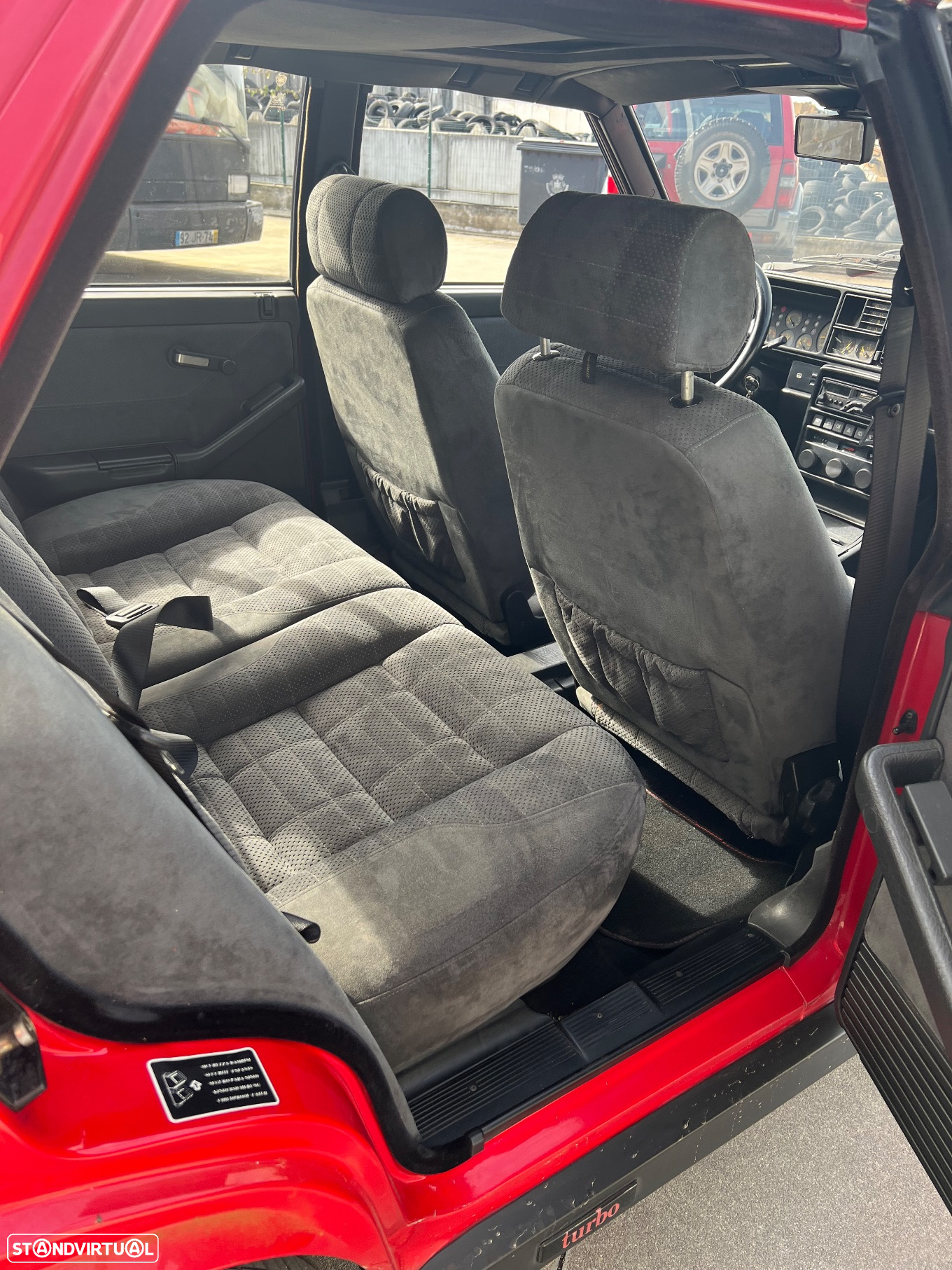 Lancia Delta 1.6 HF Turbo - 21