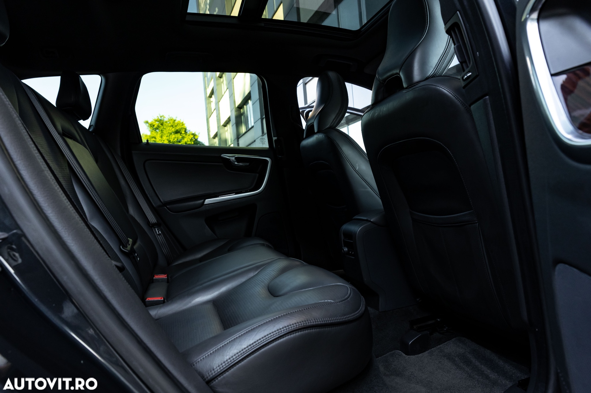 Volvo XC 60 D5 AWD Aut. Summum - 20
