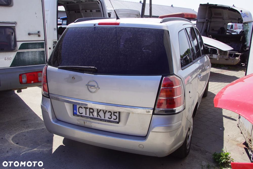 Auto na części - Opel Zafira B 1.8 16V 140 KM Z18XER F17 Z157 2006R Silnik Skrzynia Drzwi Maska Błotnik Zderzak Klapa Lampa Lusterko Klamka Szyba Deska Kokpit Sterownik Moduł Czujnik Licznik Wyświetlacz Panel Kierownica - 5