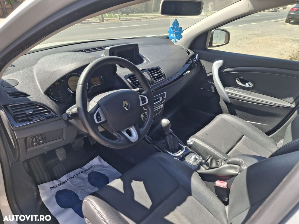 Renault Megane ENERGY dCi 110 Start & Stop Bose Edition - 2