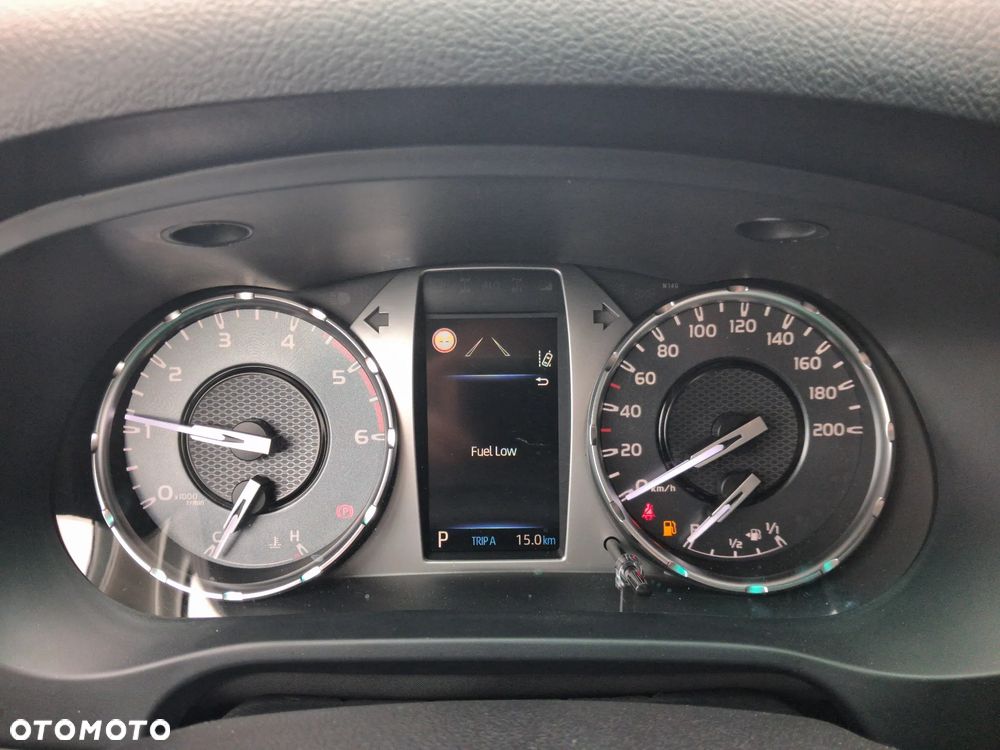Toyota Hilux 2.8 D-4D mHEV Double Cab Active 4x4 - 15