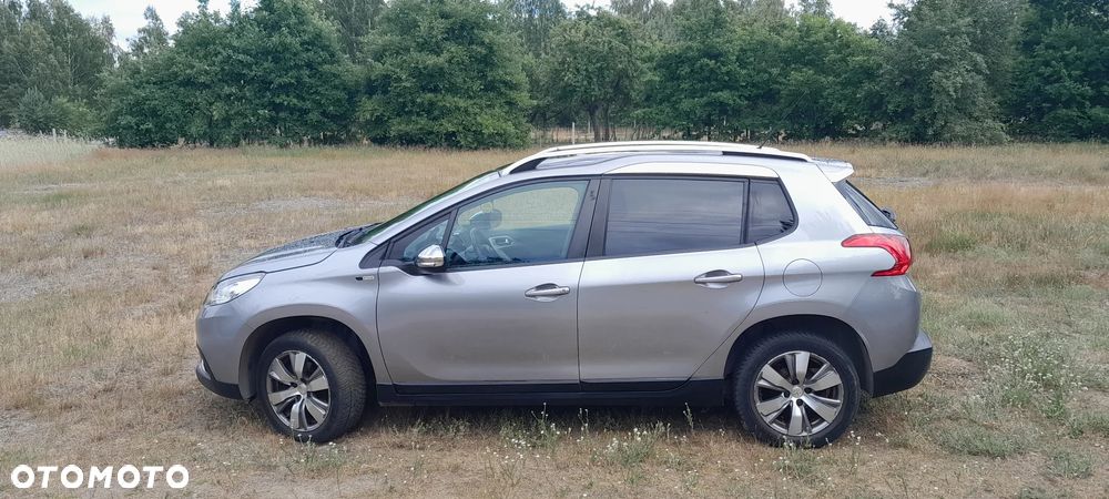 Peugeot 2008 1.2 Pure Tech GPF Allure S&S - 1