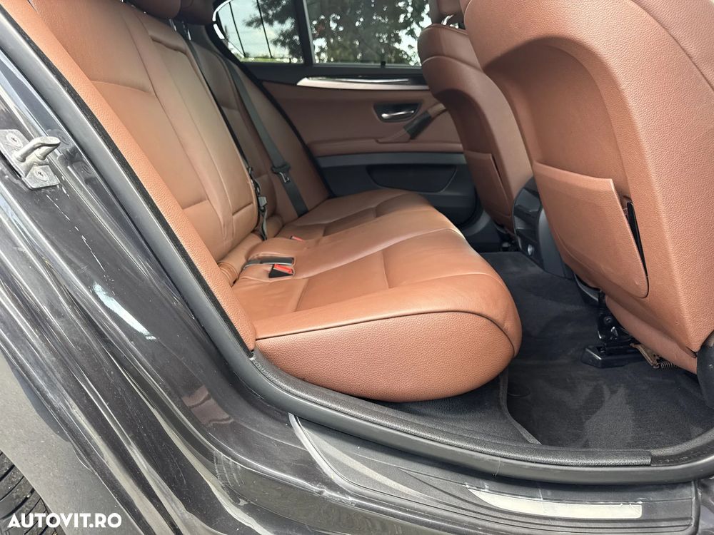 BMW Seria 5 525d xDrive Aut. - 13