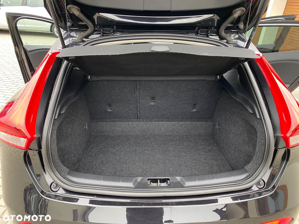 Volvo V40 D2 Kinetic - 35