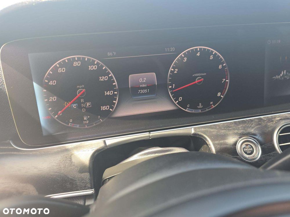 Mercedes-Benz Klasa E 300 9G-TRONIC AMG Line - 6
