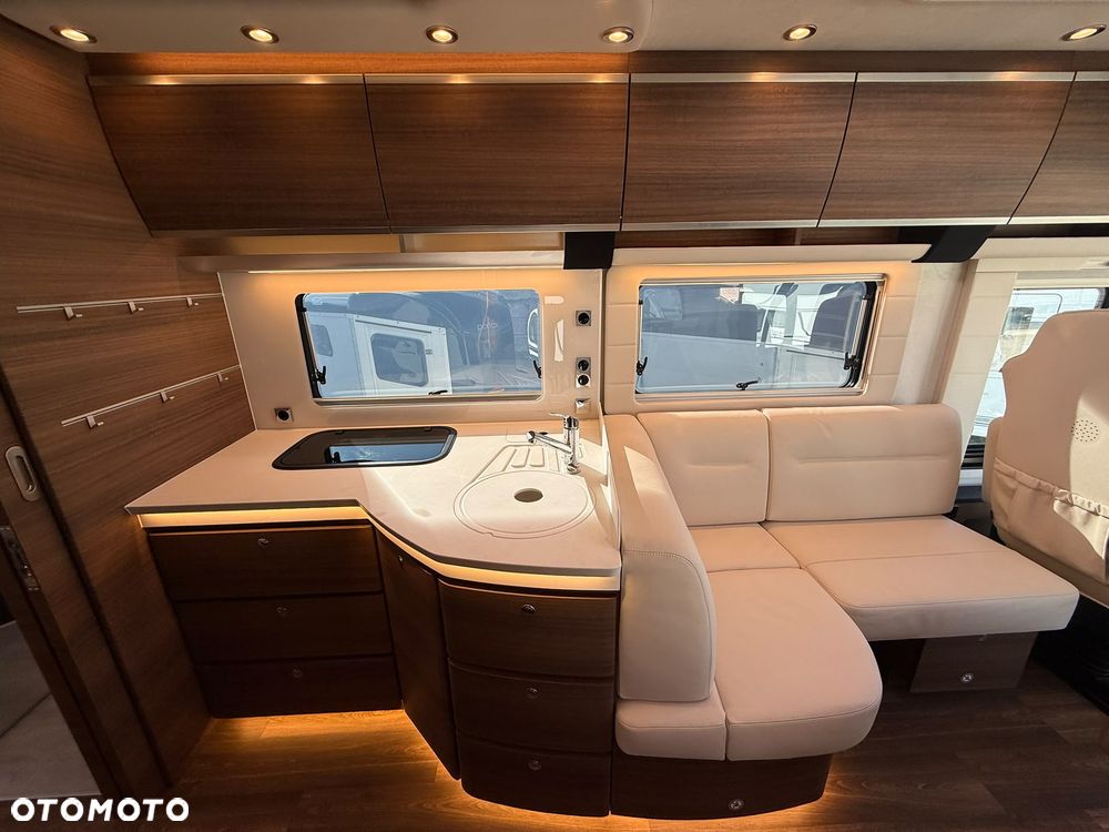 Concorde Carver 850 LI - 16