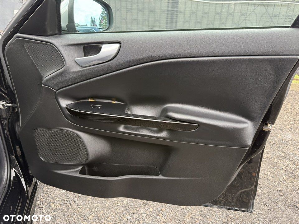 Alfa Romeo Giulietta 1.4 TB MultiAir Distinctive - 33