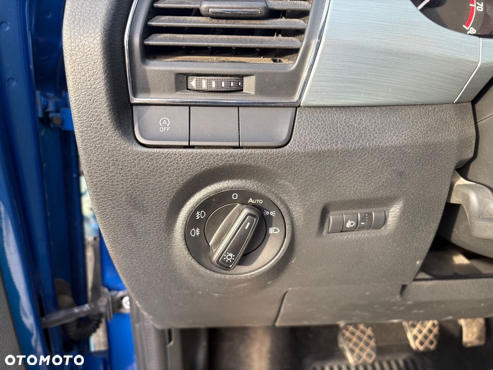 Skoda Fabia 1.0 Ambition - 10