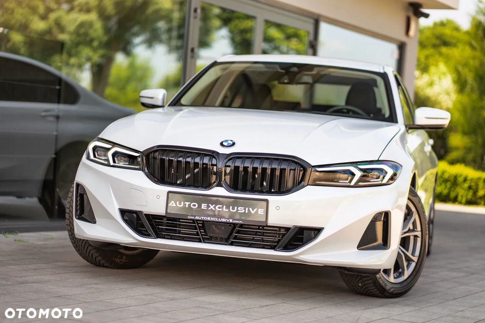 BMW Seria 3 320i Luxury Line - 6