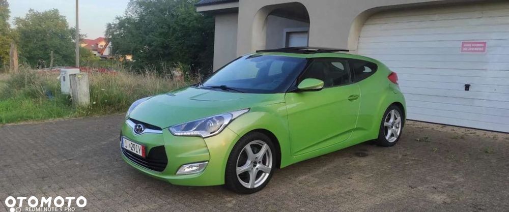 Hyundai Veloster - 1